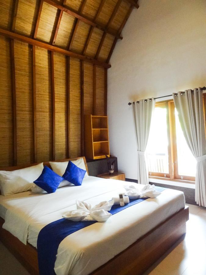 Teras Lombok Bungalow Senggigi Bagian luar foto