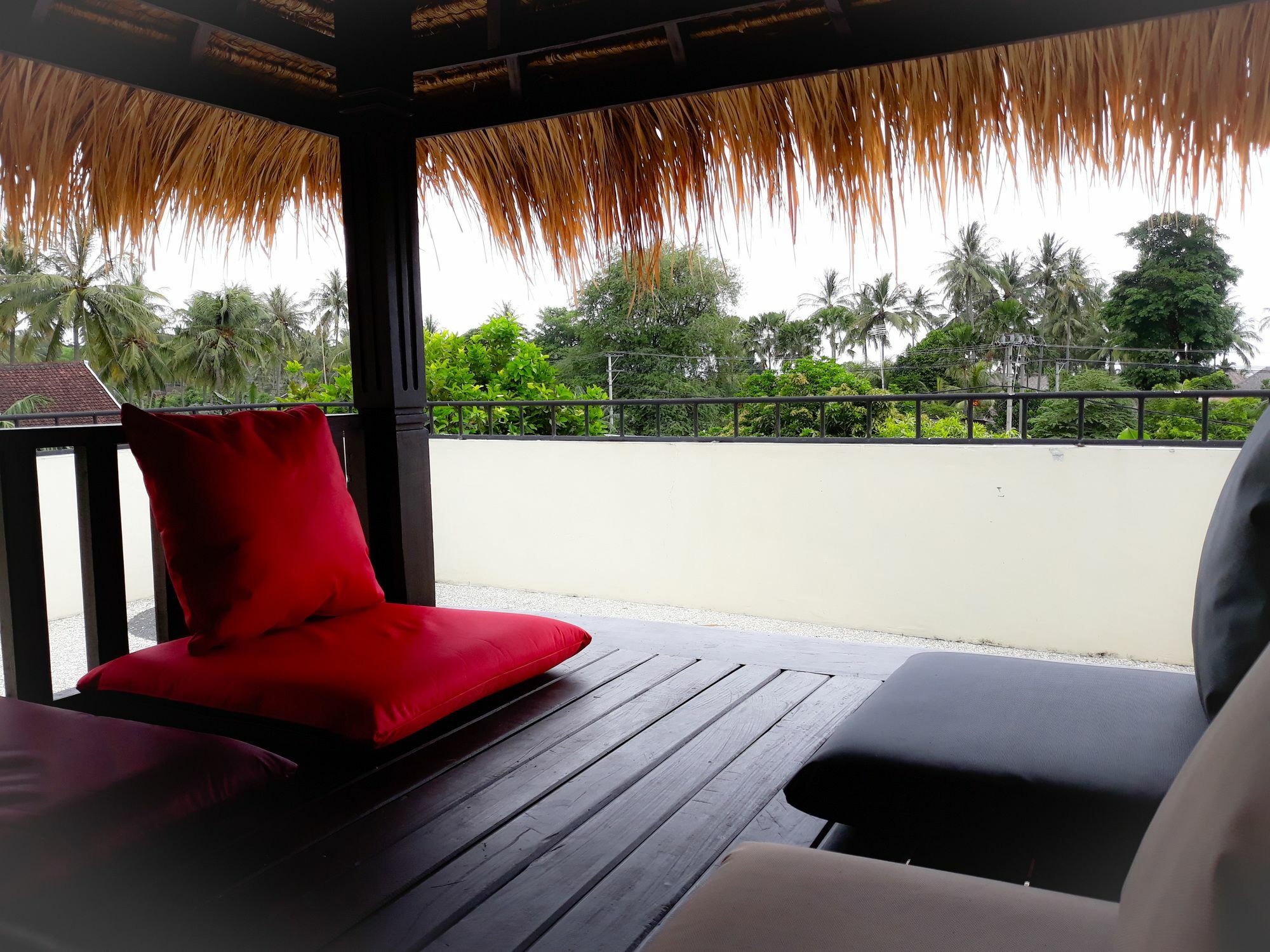 Teras Lombok Bungalow Senggigi Bagian luar foto