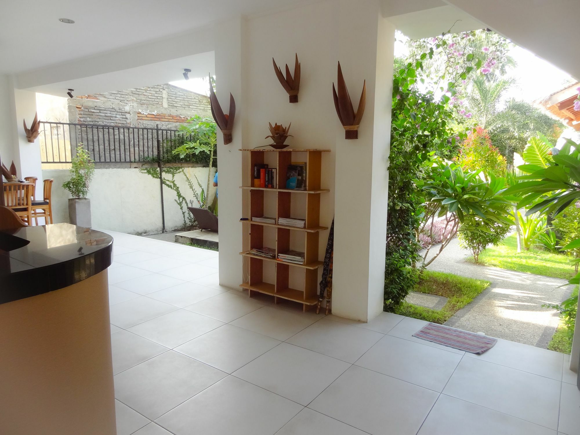 Teras Lombok Bungalow Senggigi Bagian luar foto